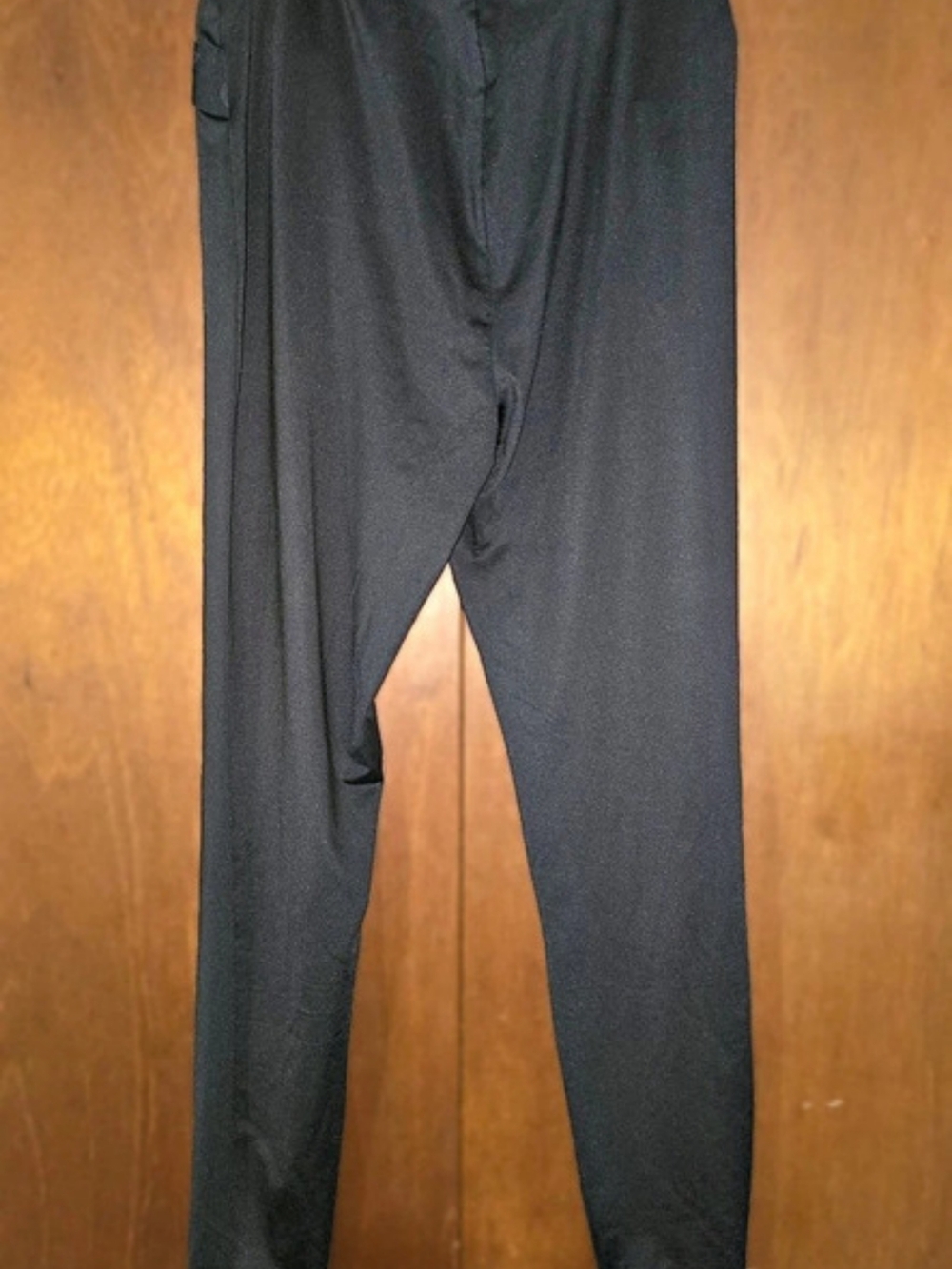 Guess Women's Black Leggings Size Large Like New